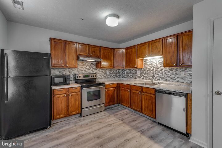 Property Photo:  46101 Lucca Way  MD 20653 