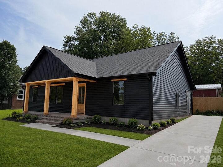 Property Photo: 304 Garden Street E NC 28088