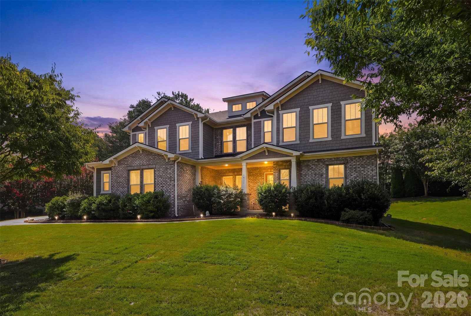 Property Photo: 16131 Alsace Drive NC 28278