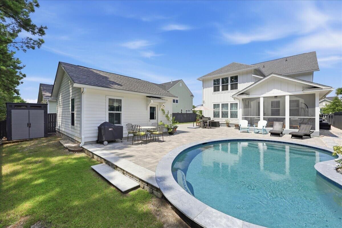 Property Photo:  158 Hewitt Street  SC 29486 