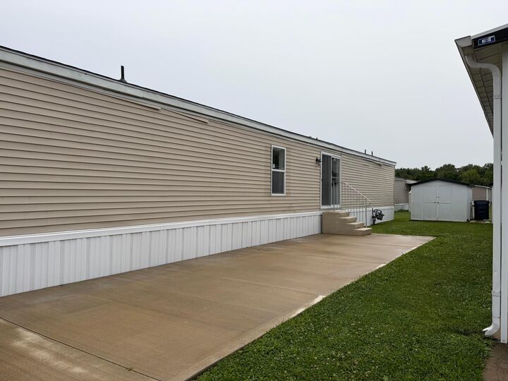Property Photo: 301 Ronald Drive OH 43062