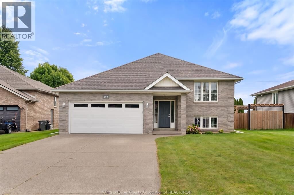 Property Photo:  180 Sunset Drive  ON N0R 1G0 