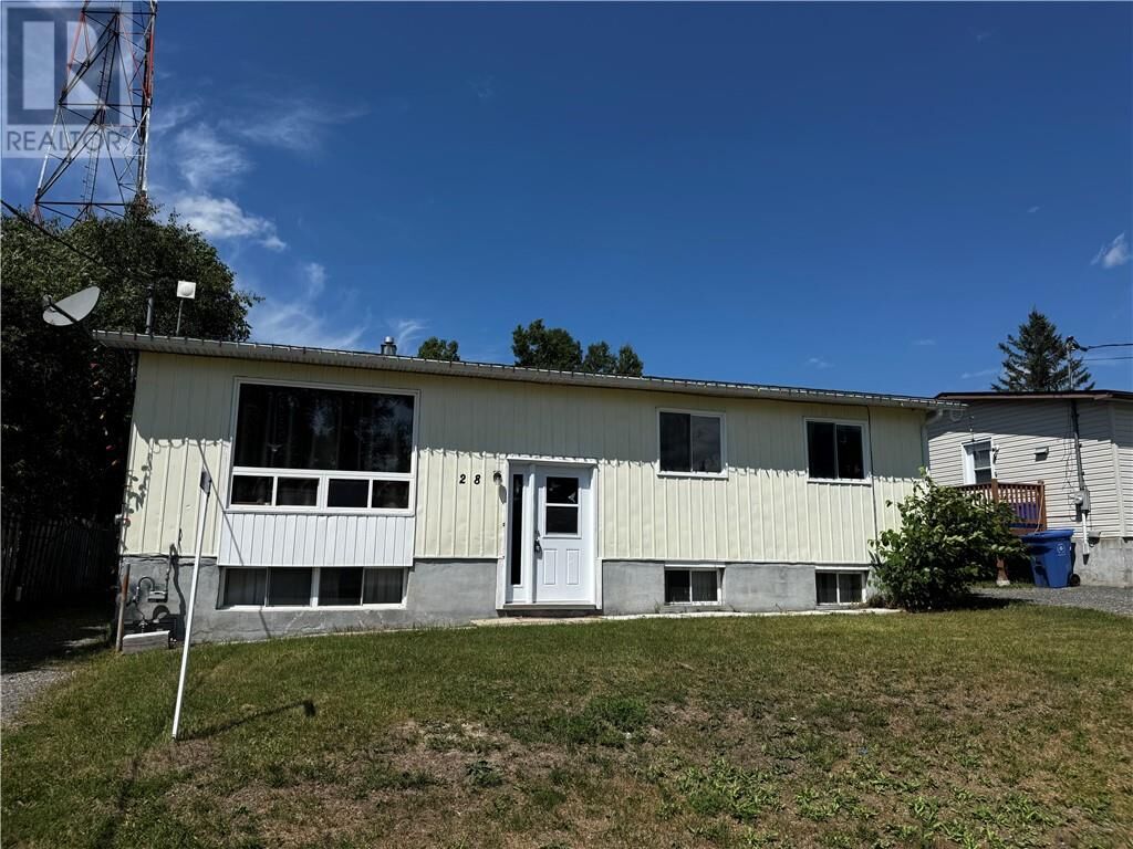 Property Photo:  28 Spruce Street  ON P0H 2A0 