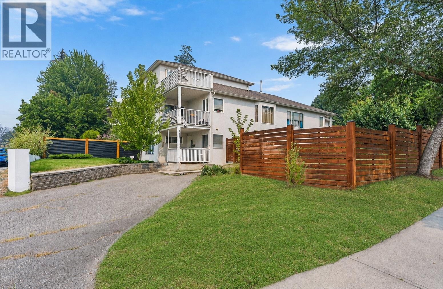 Property Photo: 1412 Lawrence Avenue BC V1Y 6M8