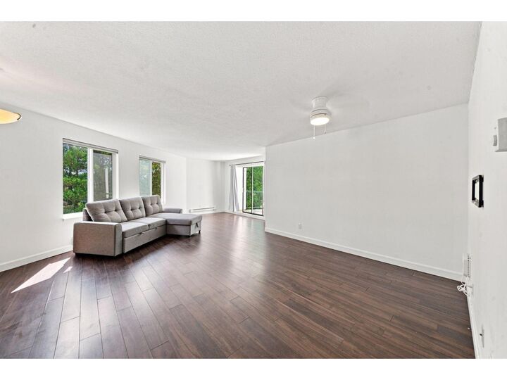 Property Photo: 33598 George Ferguson Way 301 BC V2S 2L8