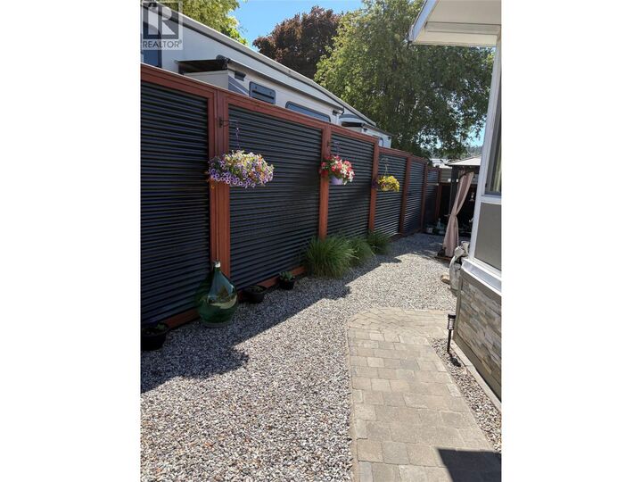 Property Photo: 415 Commonwealth Road 35 BC V4V 1P4