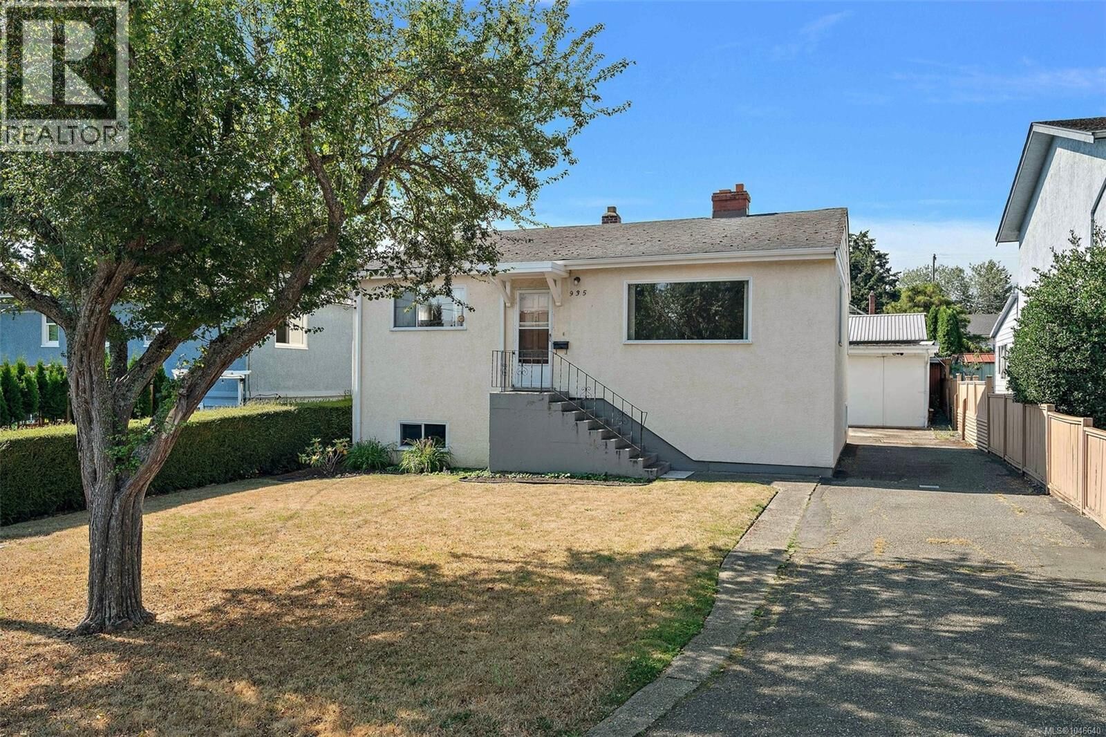 Property Photo:  935 Inskip Street  BC V9A 4J6 