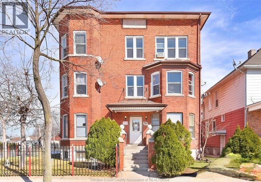 Property Photo:  706 Marentette Avenue 2  ON N9A 1Z6 