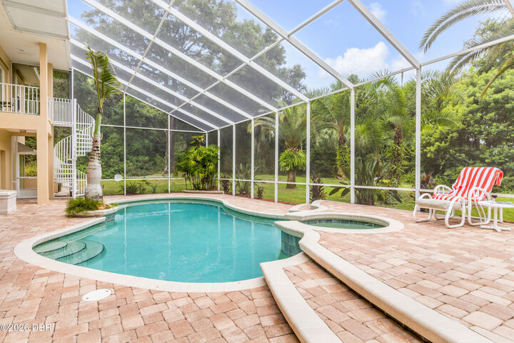 Property Photo: 5842 Spruce Creek Woods Drive FL 32127
