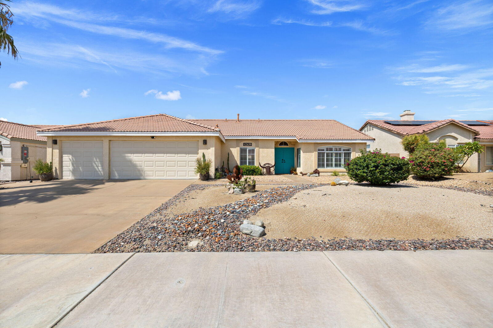 Property Photo: 42639 Devonshire Street CA 92211