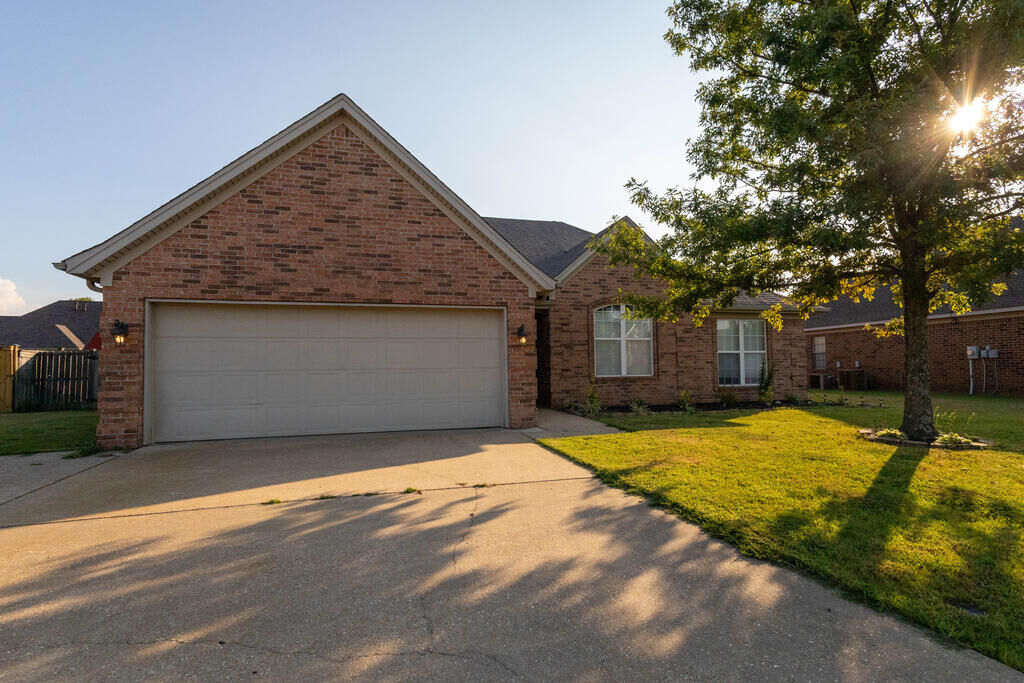 Property Photo: 808 Belle Rive Drive AR 72364