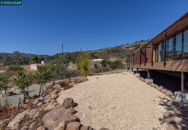 Property Photo: 139 Oak St CA 94574