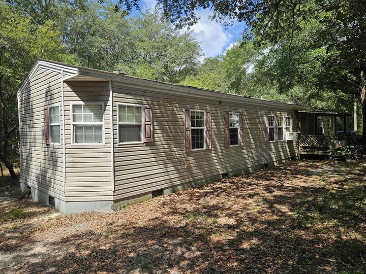 Property Photo:  149 Nusom Drive  FL 32433 