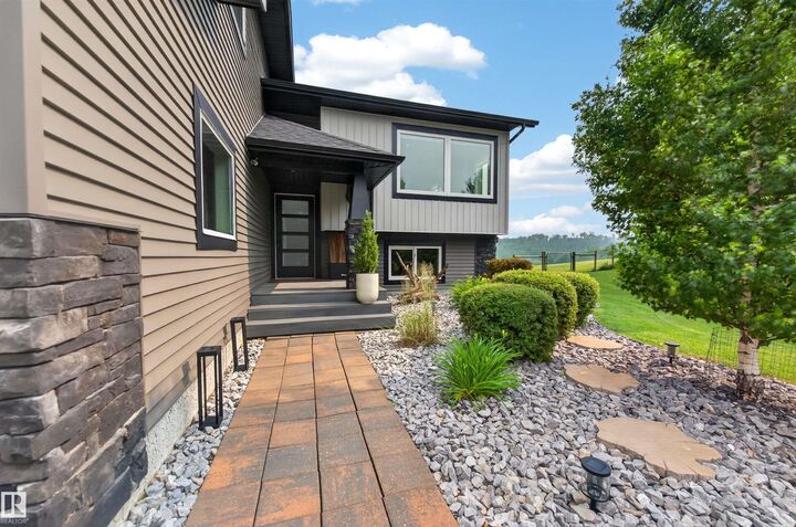Property Photo:  373 50419 Range Rd 203  AB T0B 4J2 