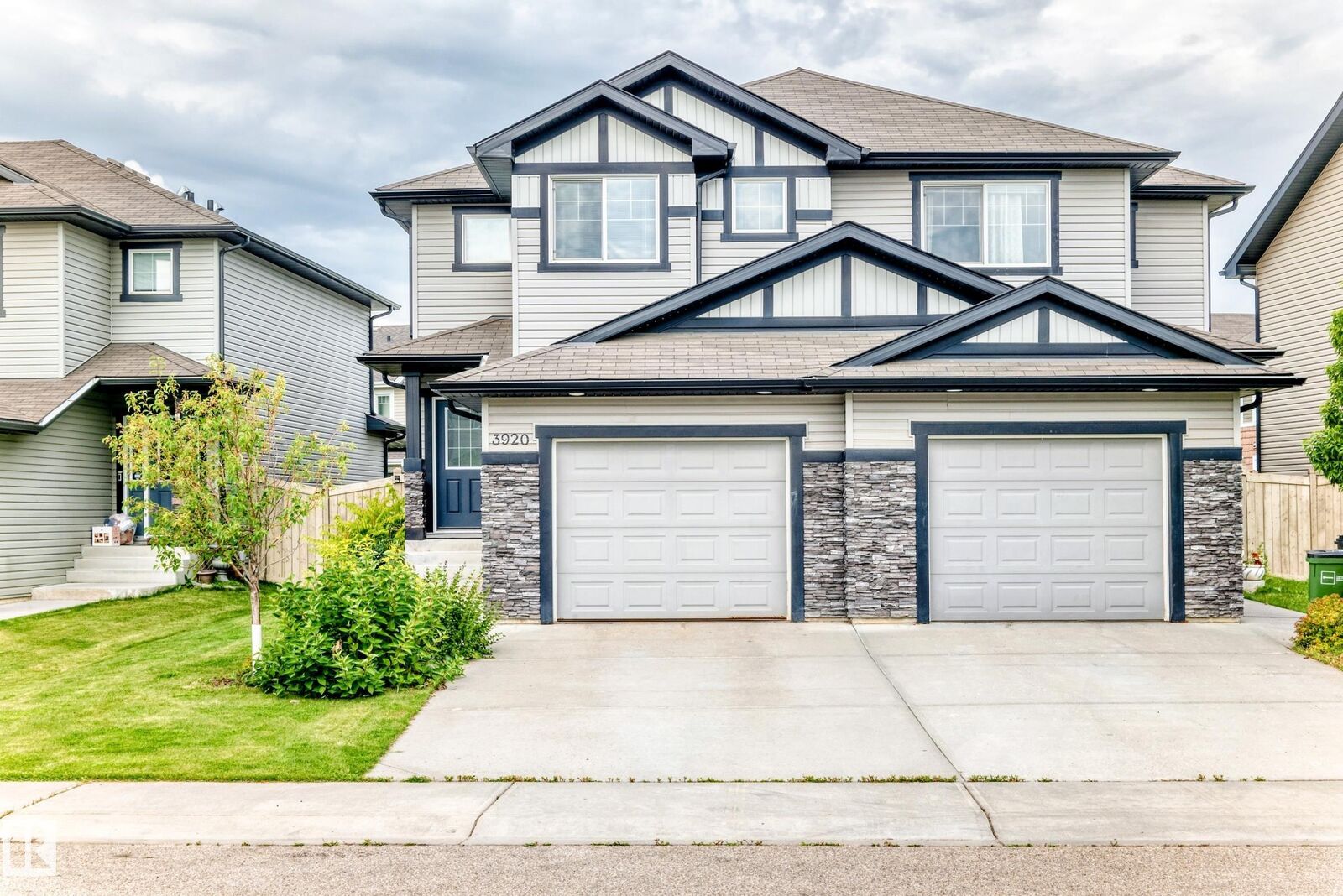 Property Photo:  3920 6 Street NW  AB T6T 0T5 