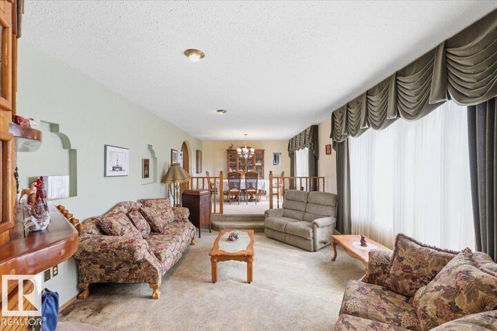 Property Photo:  470036 Rge Road 24  AB T0C 2V0 