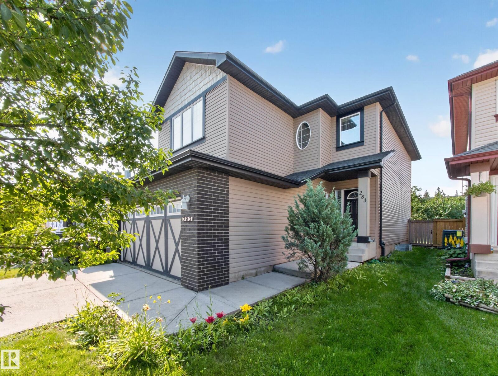 Property Photo: 283 Ascott Crescent AB T8H 0A8