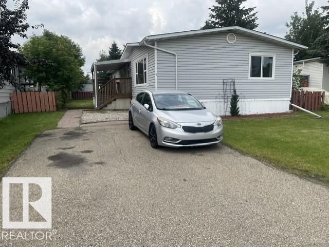 Property Photo: 5 Cliff Crescent NW AB T6P 1B6