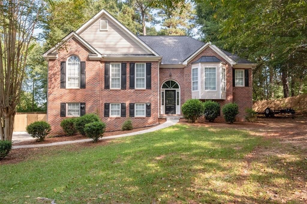Property Photo: 218 Oakwood Court GA 30252
