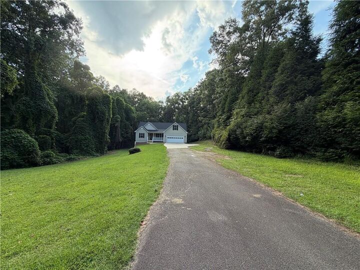 Property Photo: 420 Henry Pirkle Drive GA 30534
