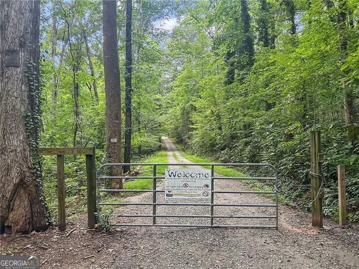 Property Photo:  4430 Bonneville Drive  GA 30041 