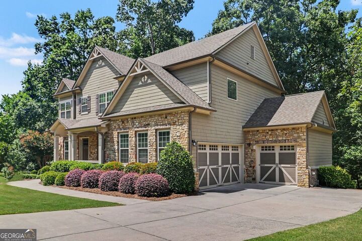 Property Photo: 2720 Cogburn Lane GA 30004