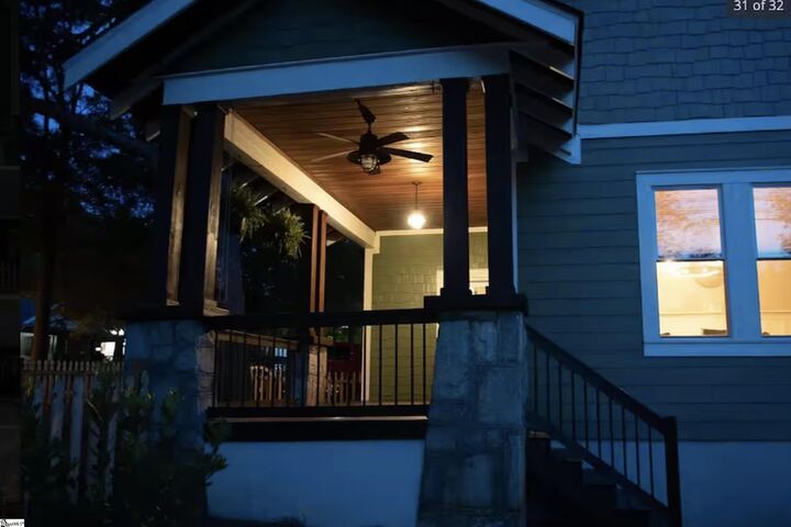Property Photo:  913 Hampton Avenue  SC 29601 