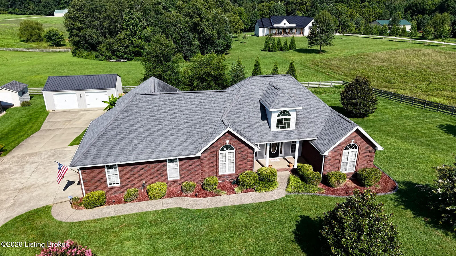 Property Photo:  1993 Mud Splash Rd  KY 42740 