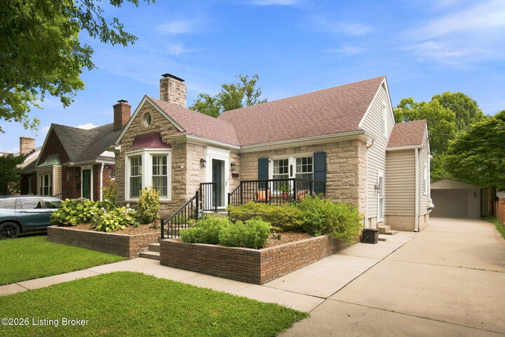 Property Photo:  207 S Sherrin Ave  KY 40207 