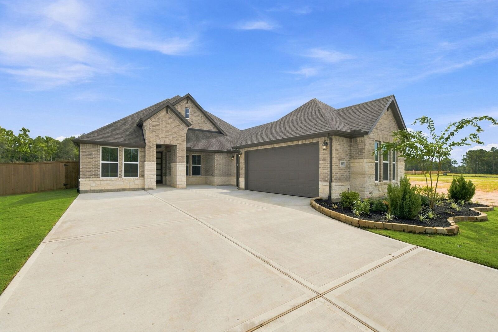 Property Photo:  7007 Putter Point Drive  TX 77365 
