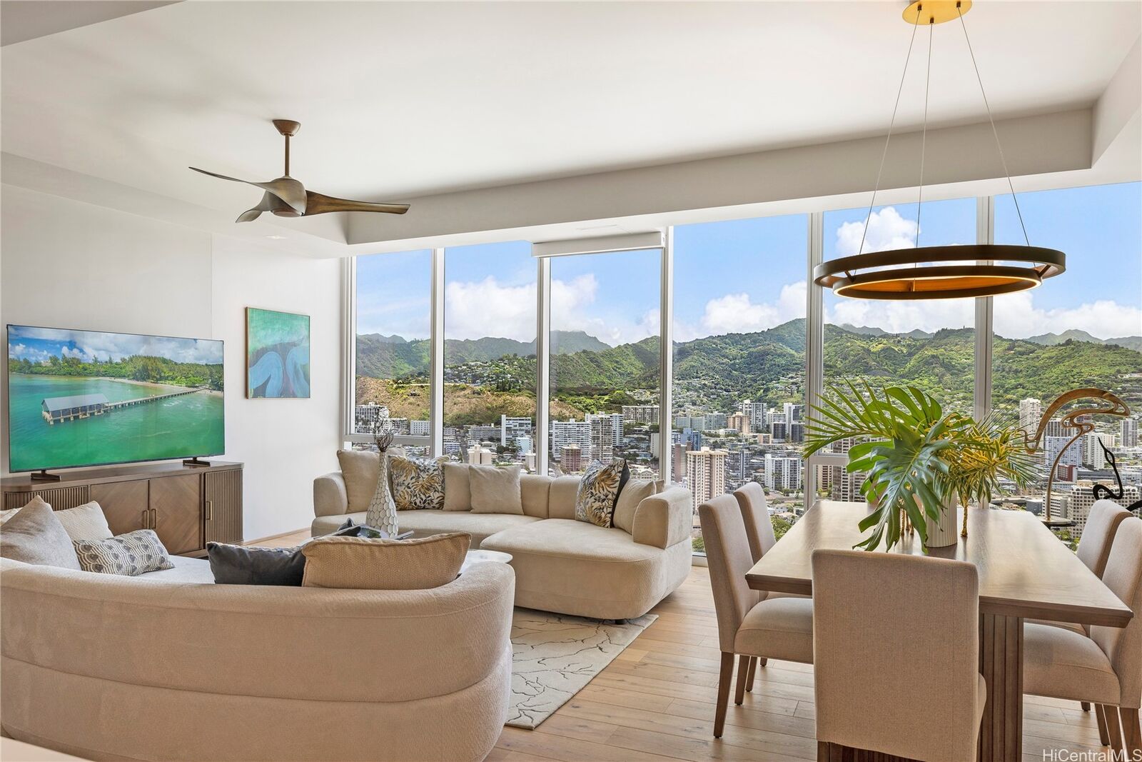 Property Photo: 888 Kapiolani Boulevard 4501 HI 96813