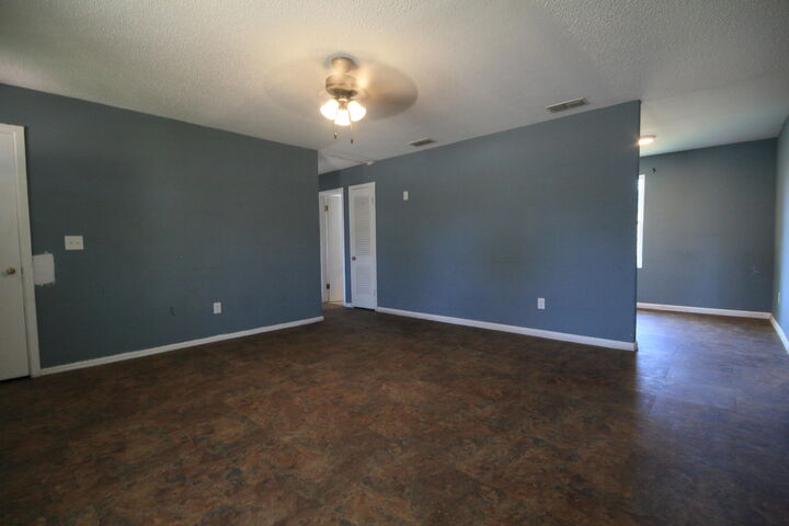 Property Photo:  2628 E Cornell Street  TX 79403 