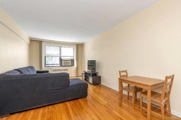 Property Photo:  141-16 25th Road 2C  NY 11354 