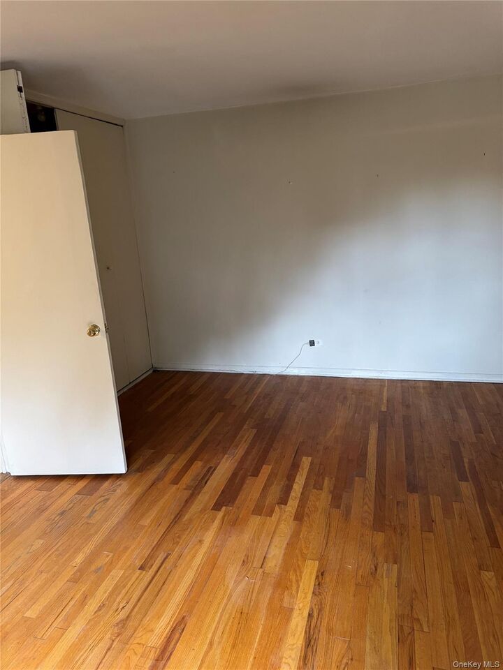 Property Photo: 211-40 18th Avenue 4J NY 11360
