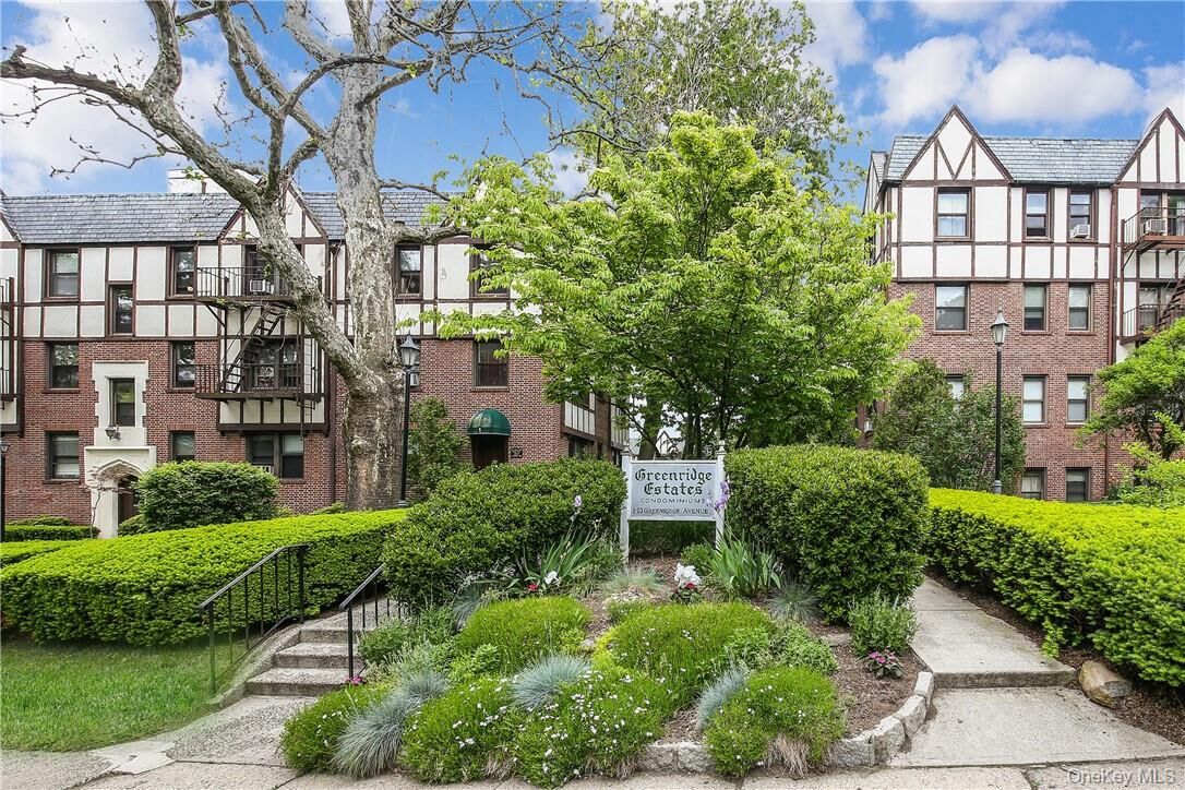 Property Photo: 7 Greenridge Avenue C7 NY 10605