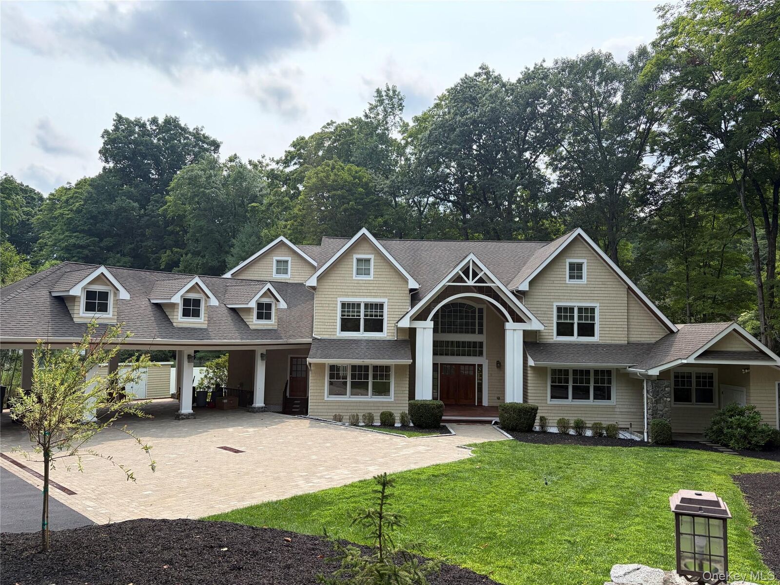 Property Photo:  38 Lincoln Avenue  NY 10573 