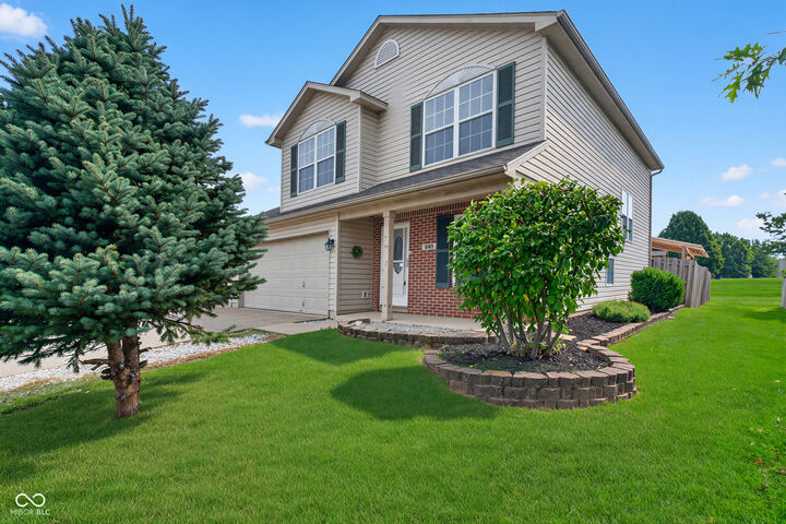 Property Photo:  605 Sunmeadow Lane  IN 46123 
