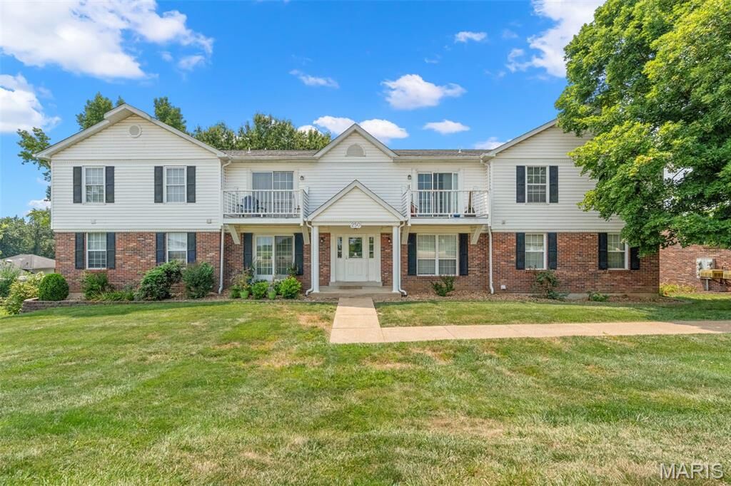 Property Photo: 254 Carriage Court MO 63090