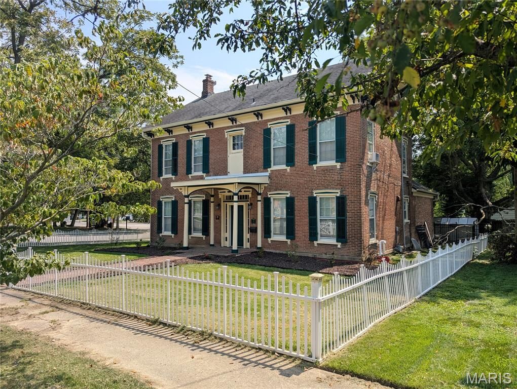 Property Photo: 322 E Main Street IL 62246