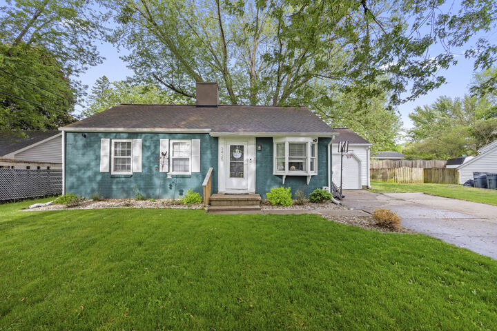 Property Photo: 3425 Cambridge Avenue MI 49203