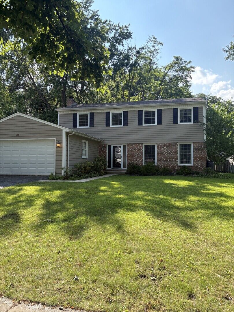 Property Photo:  1613 Clyde Drive  IL 60565 