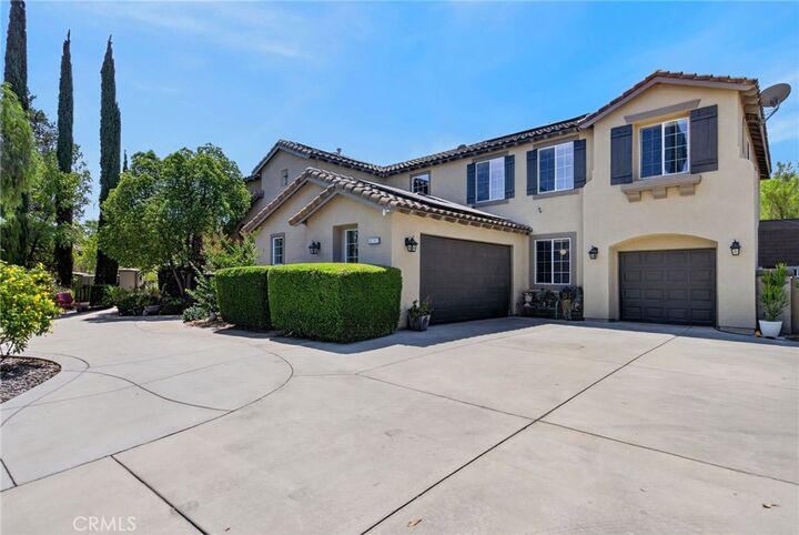 Property Photo: 18397 Swallowtail Lane CA 92504