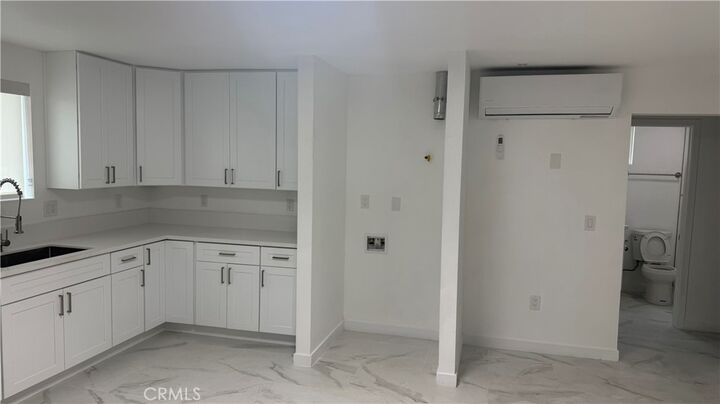Property Photo:  1155 E 81st Street A  CA 90001 