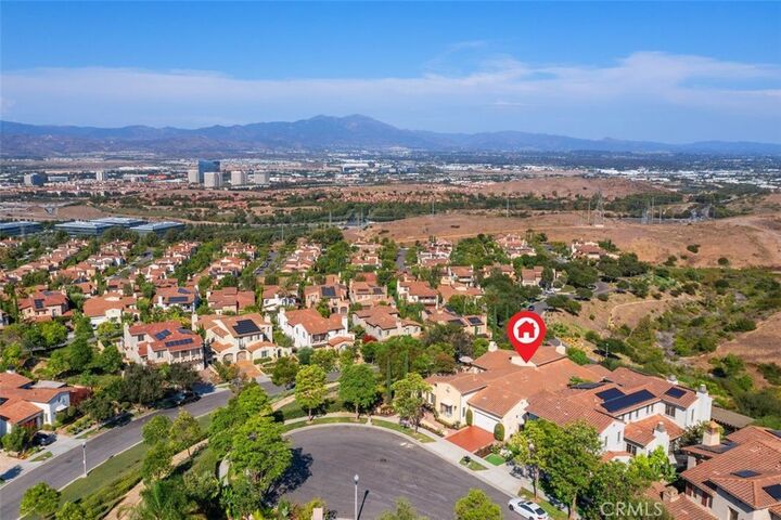 Property Photo: 525 Luminous CA 92603