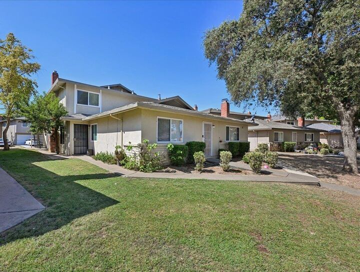 Property Photo:  4141 Apostolo Circle  CA 95824 