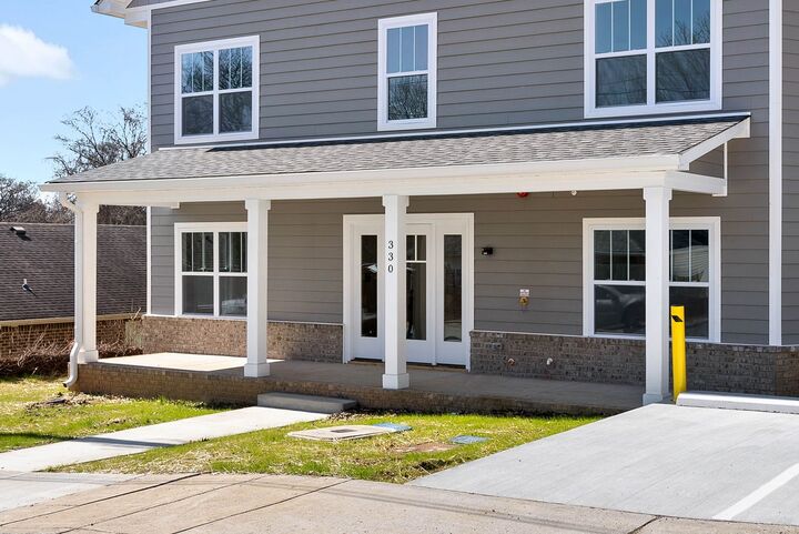 Property Photo:  330 Academy Ave 103  TN 37040 