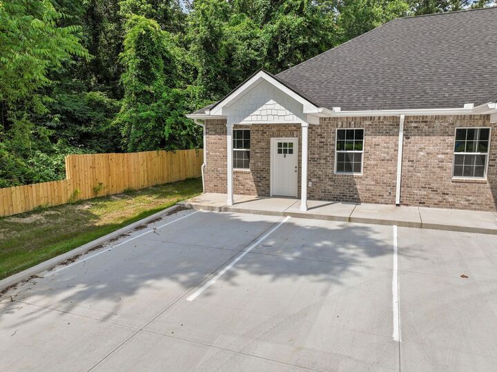 Property Photo:  115 Freeman St D  TN 37388 