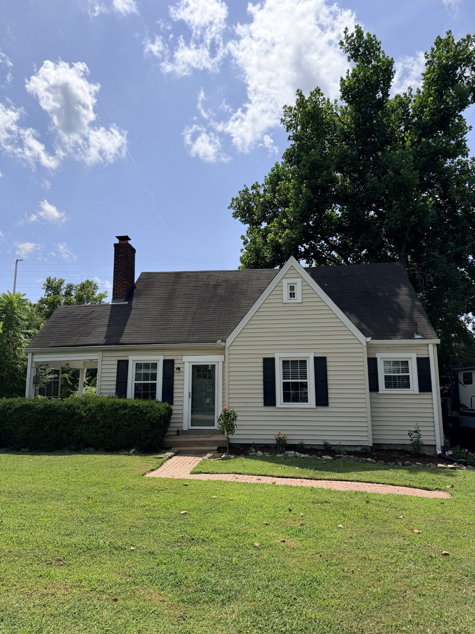 Property Photo:  2942 Primrose Cir  TN 37212 