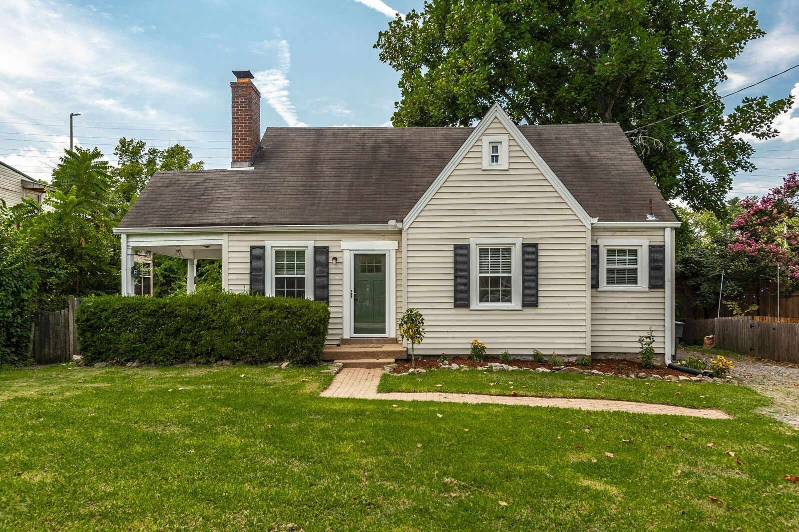 Property Photo:  2942 Primrose Cir  TN 37212 