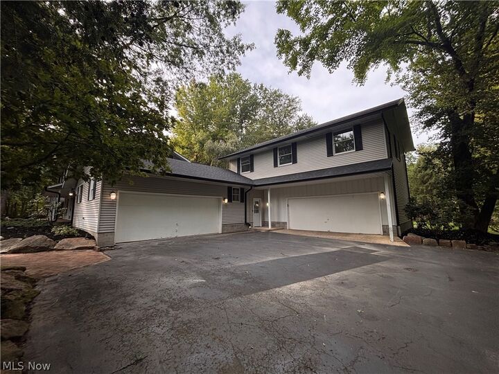 Property Photo:  5683 Chestnut Ridge Road  OH 44425 